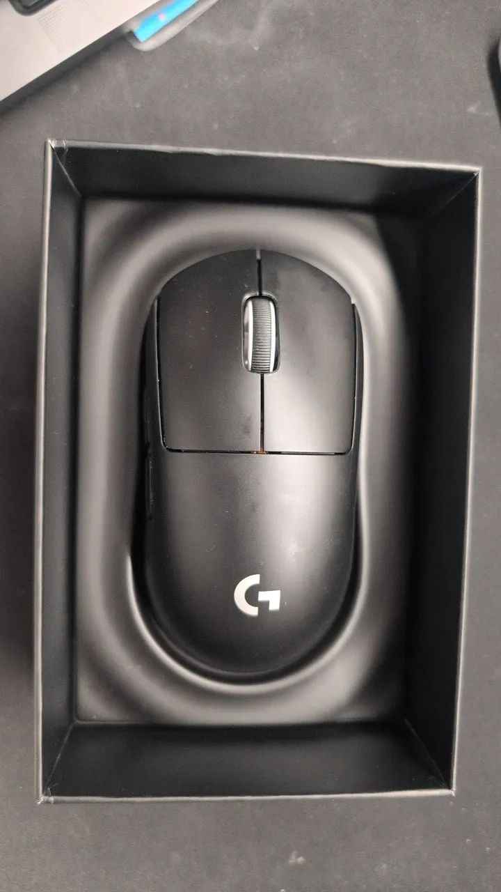Mouse Logitech G Pro X Superlight sem fio - Foto 2
