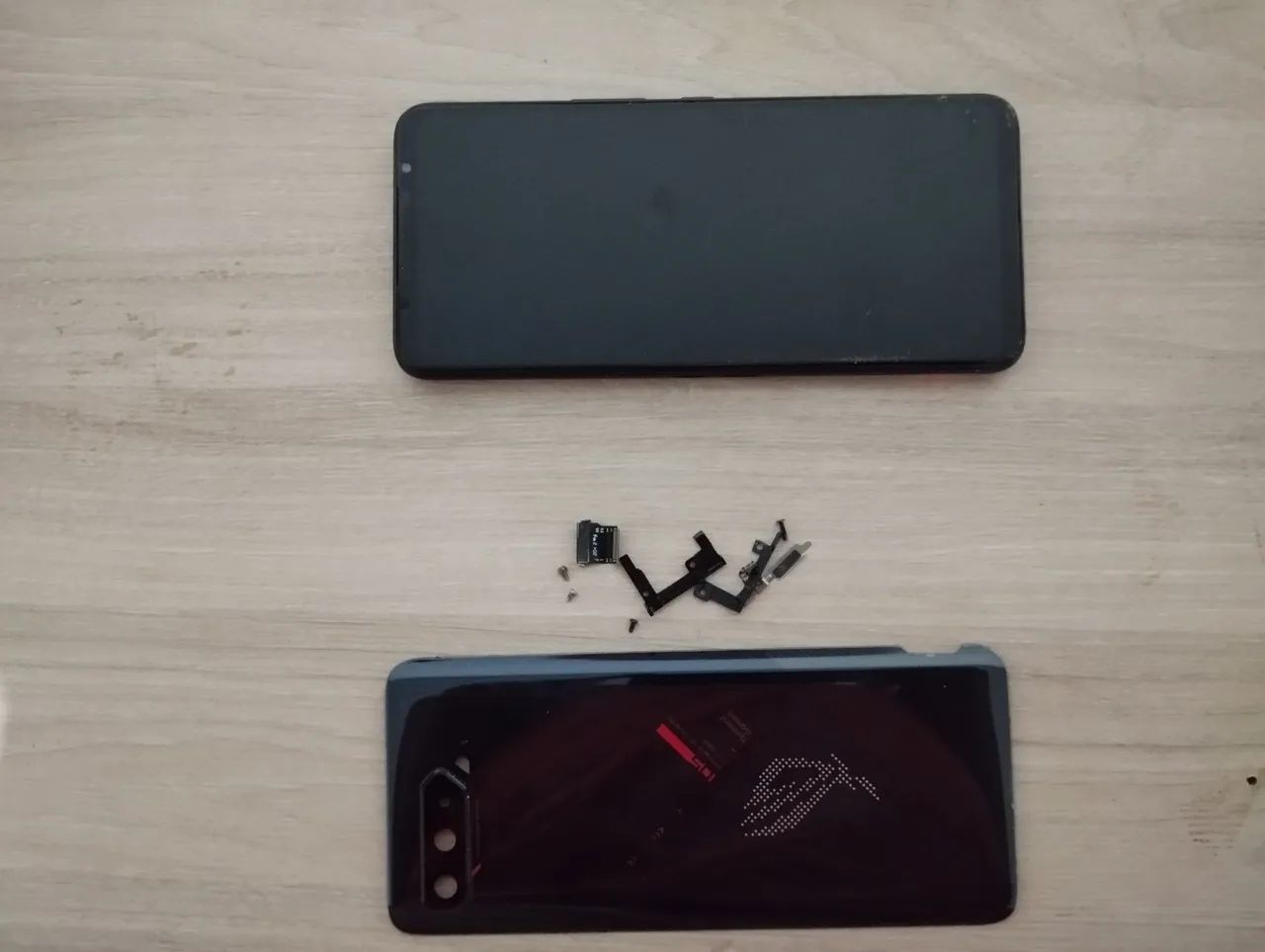 Tela, baterias e carcaça Asus Rog phone 5s 