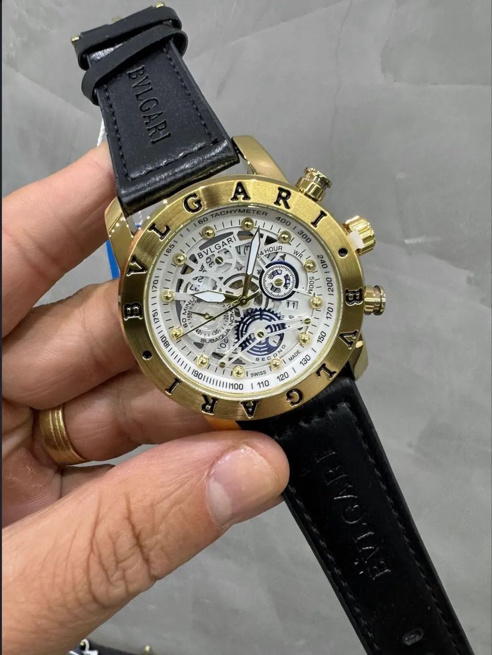 Relógio Blvgari skeleton pulseira de couro  - Foto 2