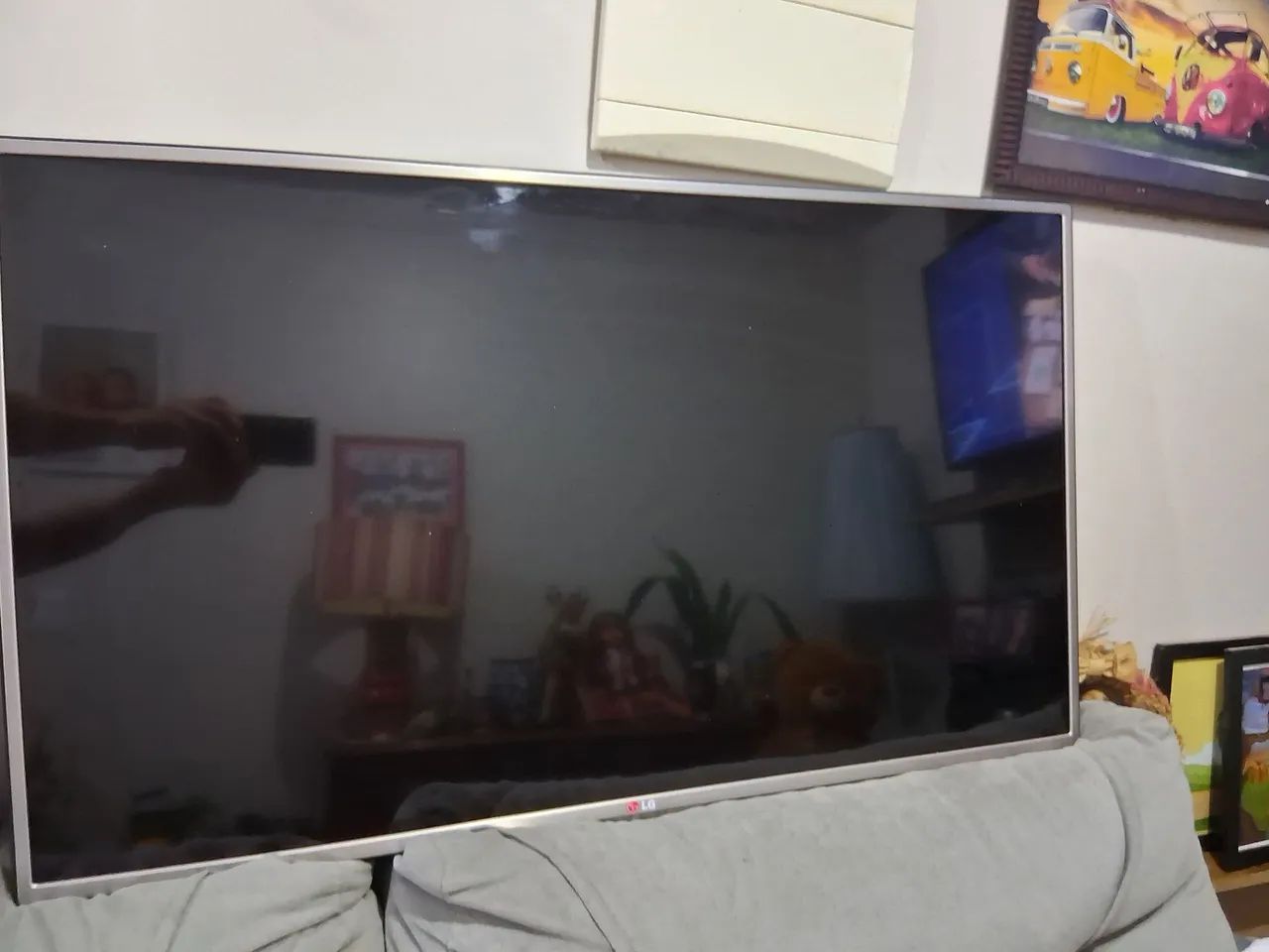 Vendo tv 42 polegadas. Marca lg. Com defeito pode ser para utilizade peças - Foto 4