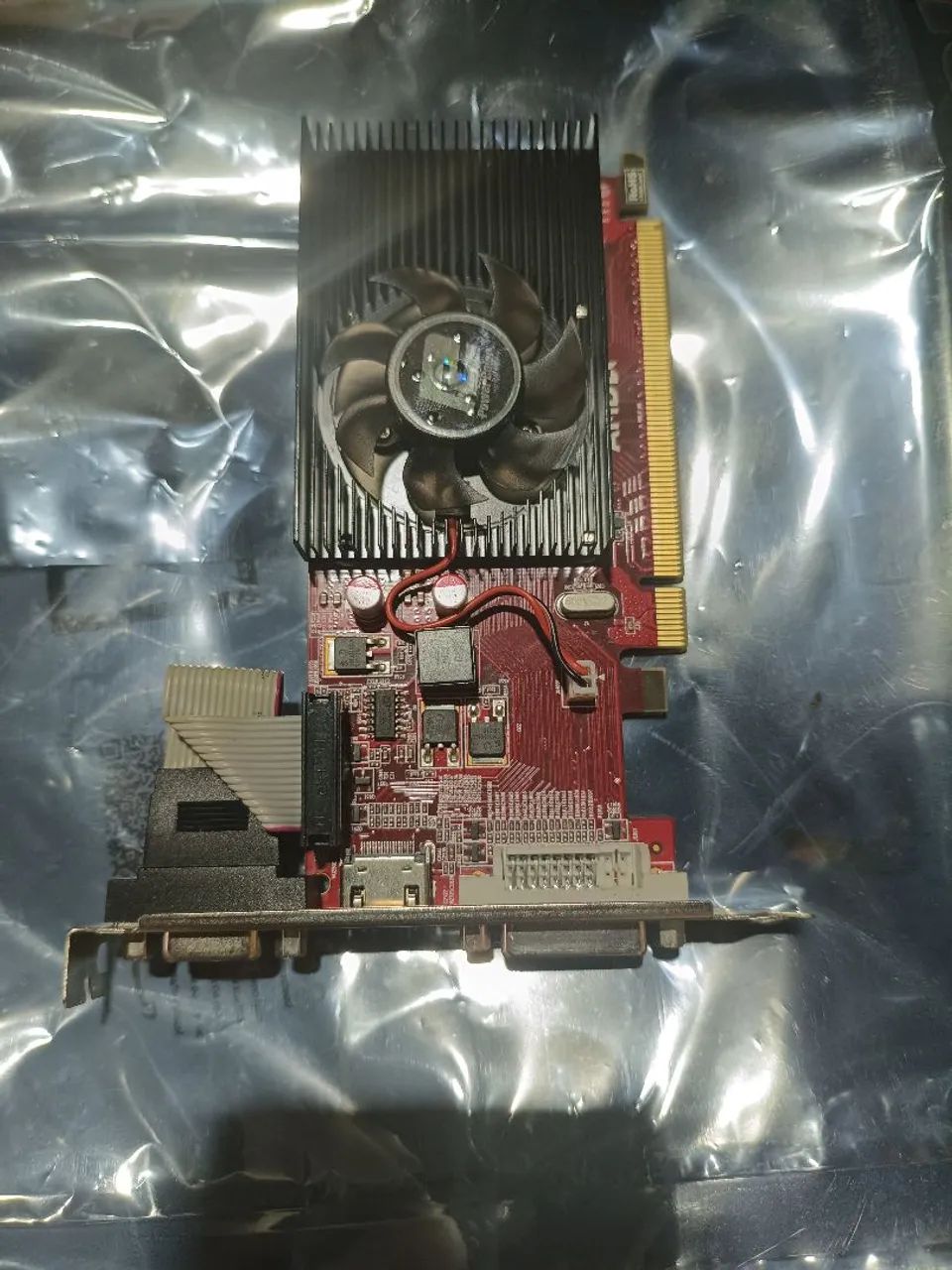Placa de vídeo PCI Express AXR5 230 2G - Foto 4