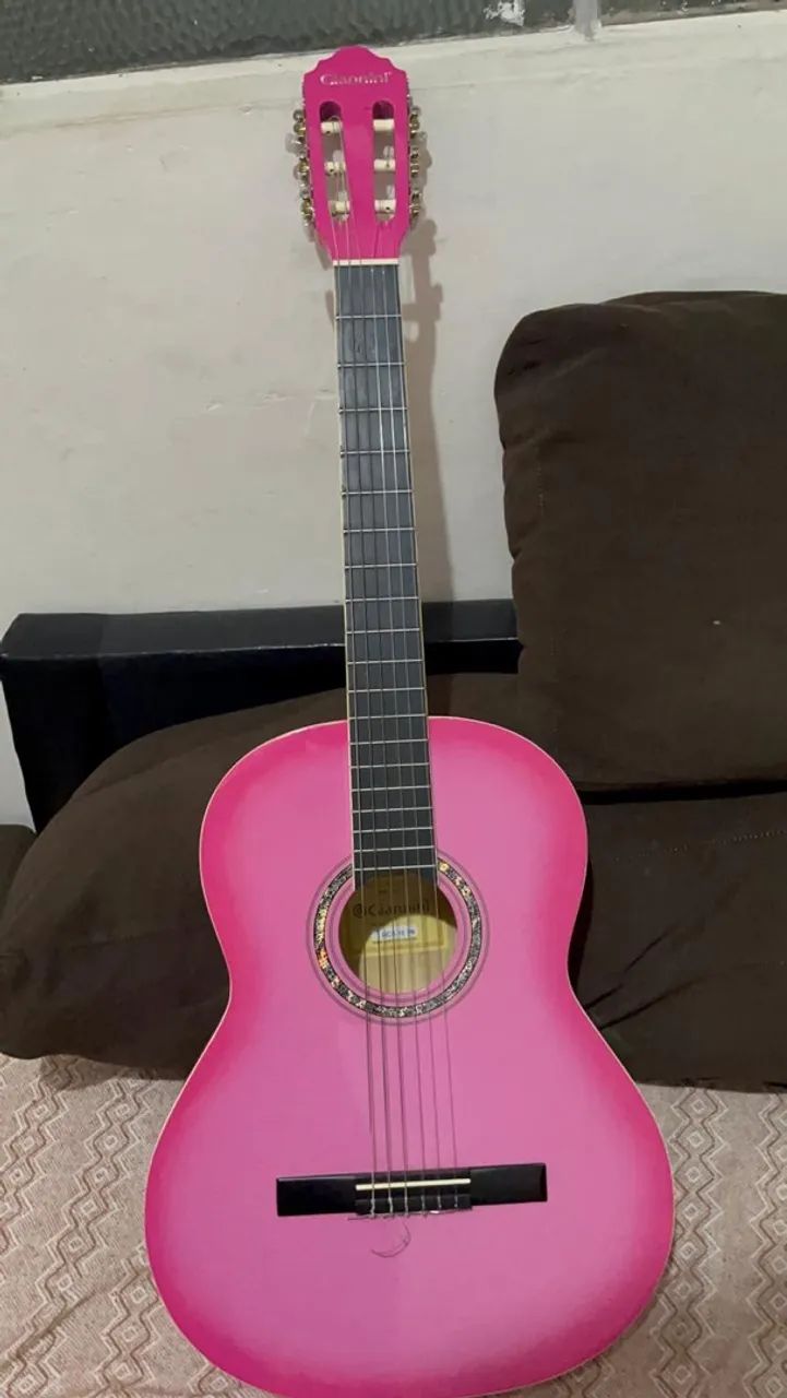 Violão giannini