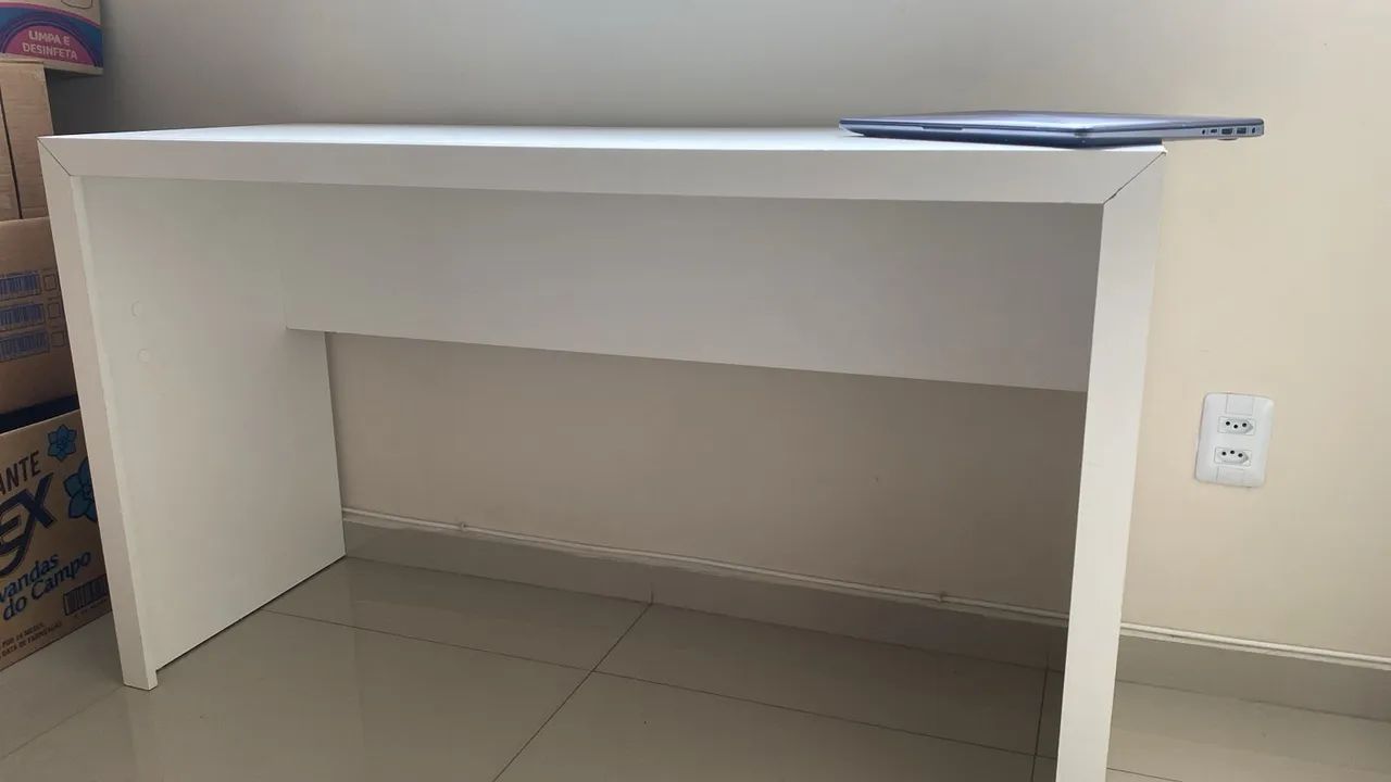 Mesinha para escritório 
