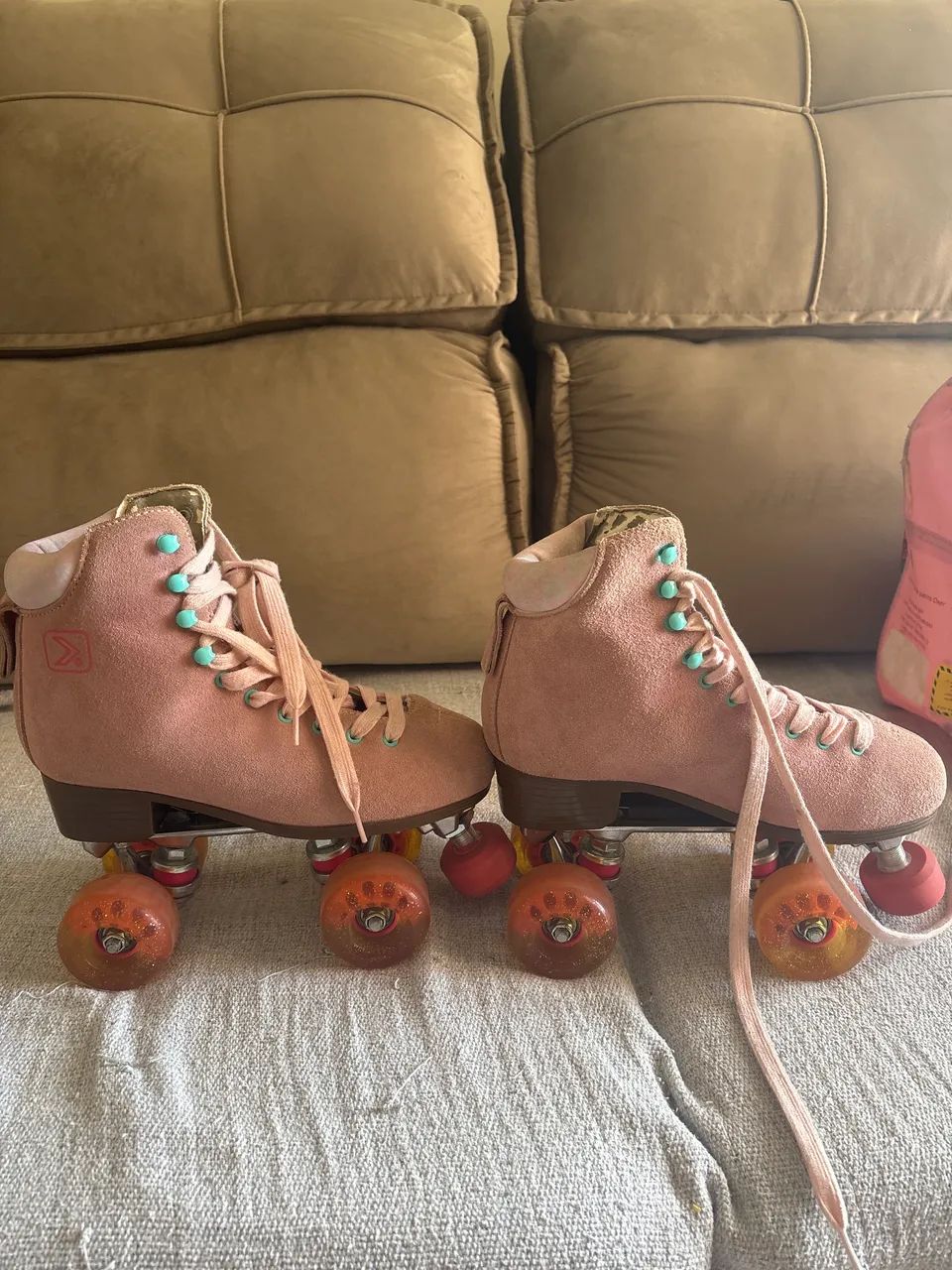 Patins de 4 rodas, estilo o da série soy luna - Foto 4