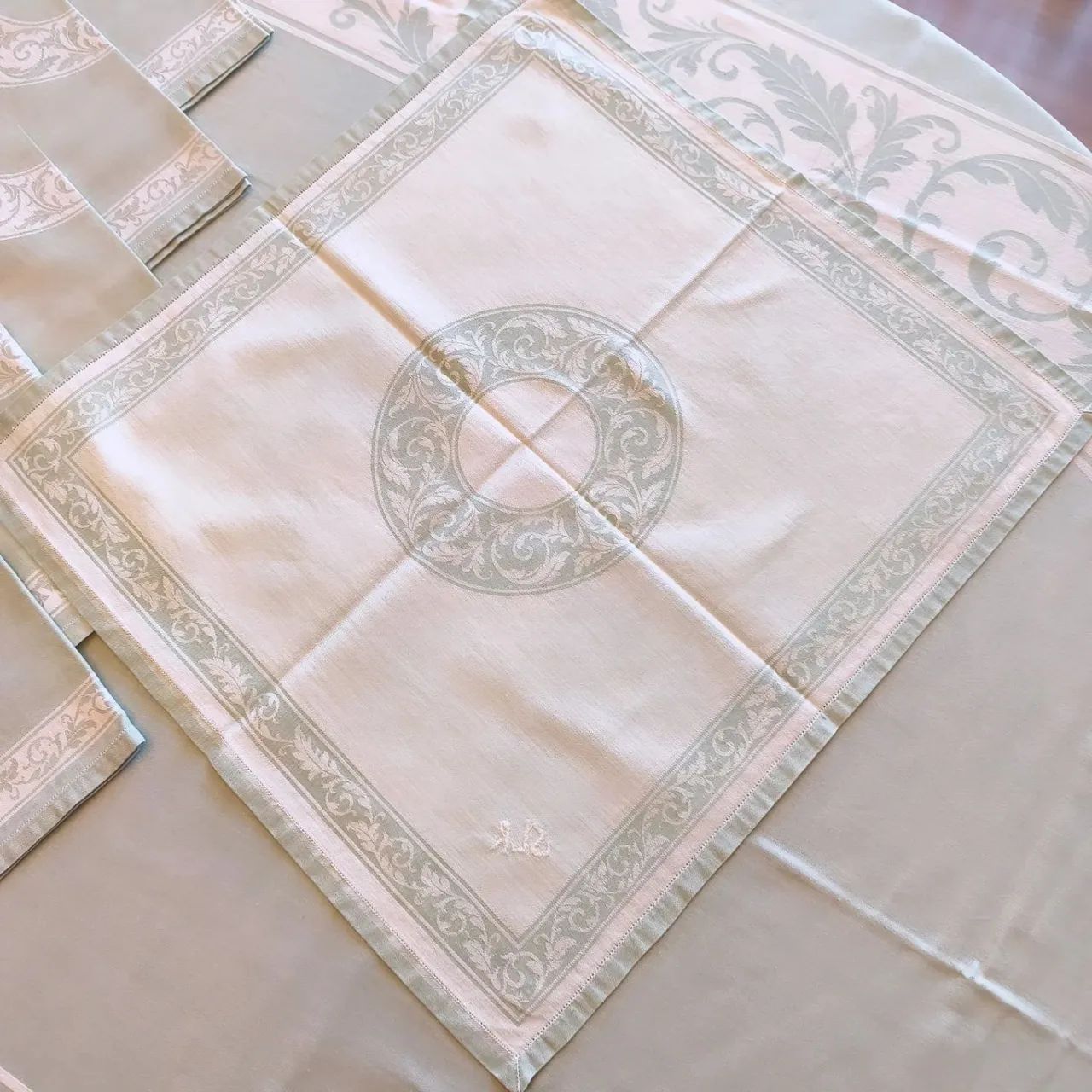 Toalha de mesa em jacquard, com 6 guardanapos  - Foto 6