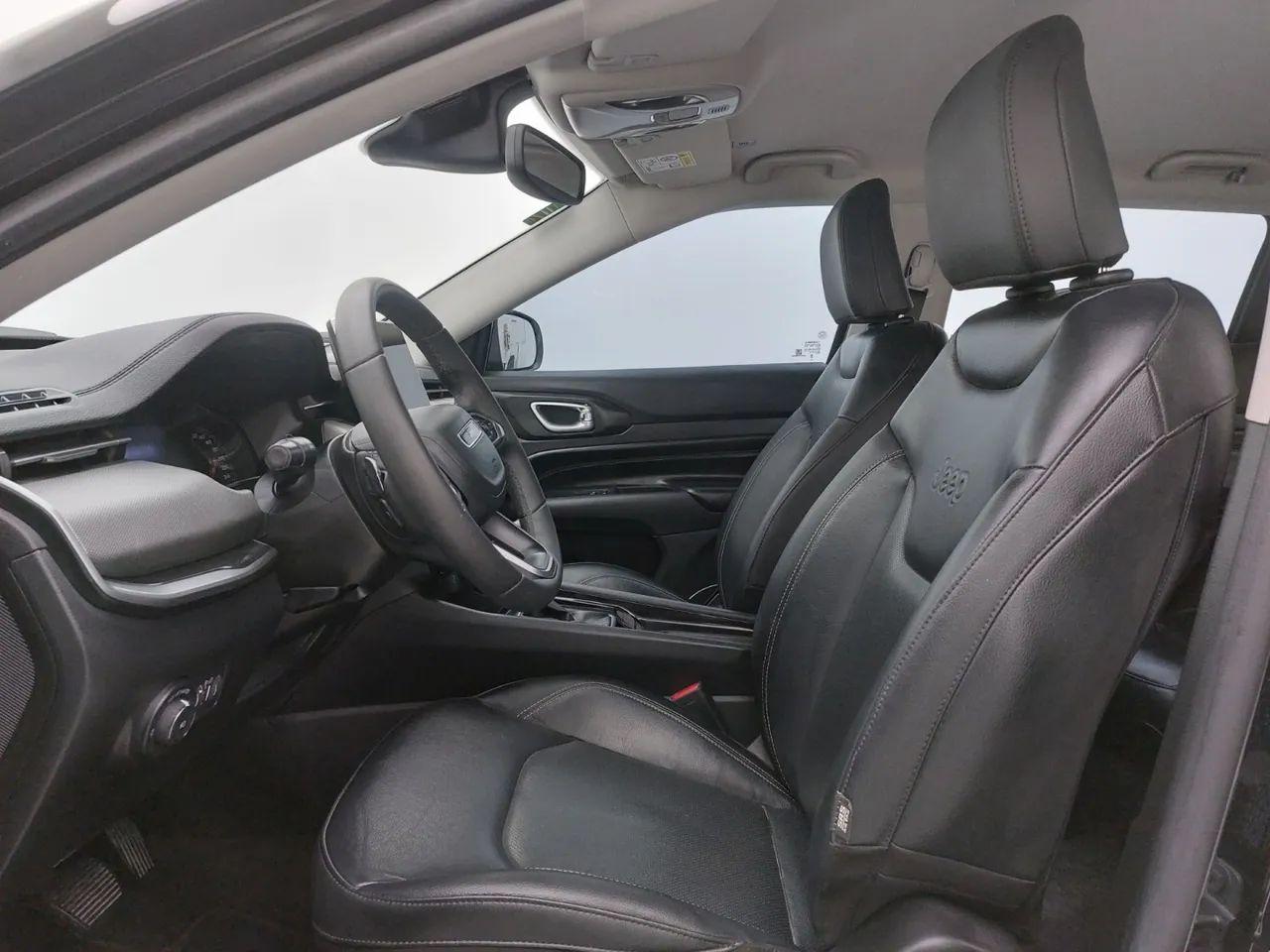 Jeep Compass LONG. T270 1.3 TB 4x2 Flex Aut., foto 16 de 18