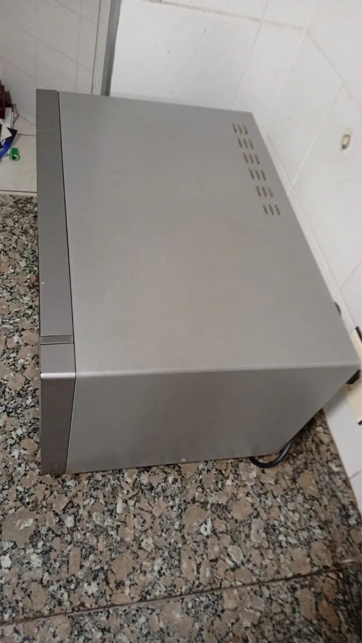 Microondas brastemp 32L