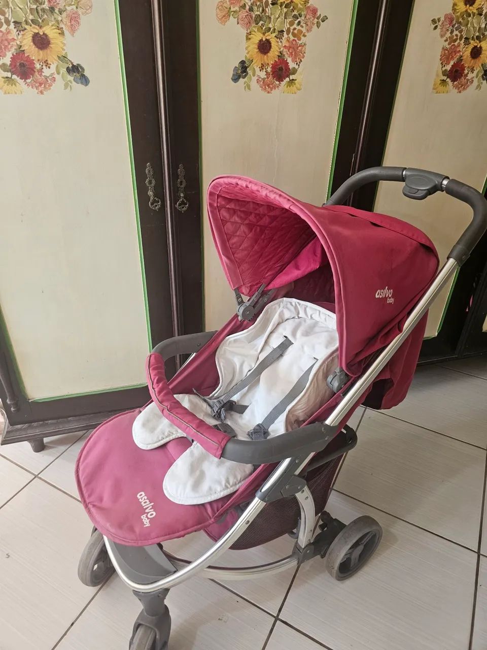 Carrinho bebê 3 em 1, com bebê conforto e moisés - Foto 4