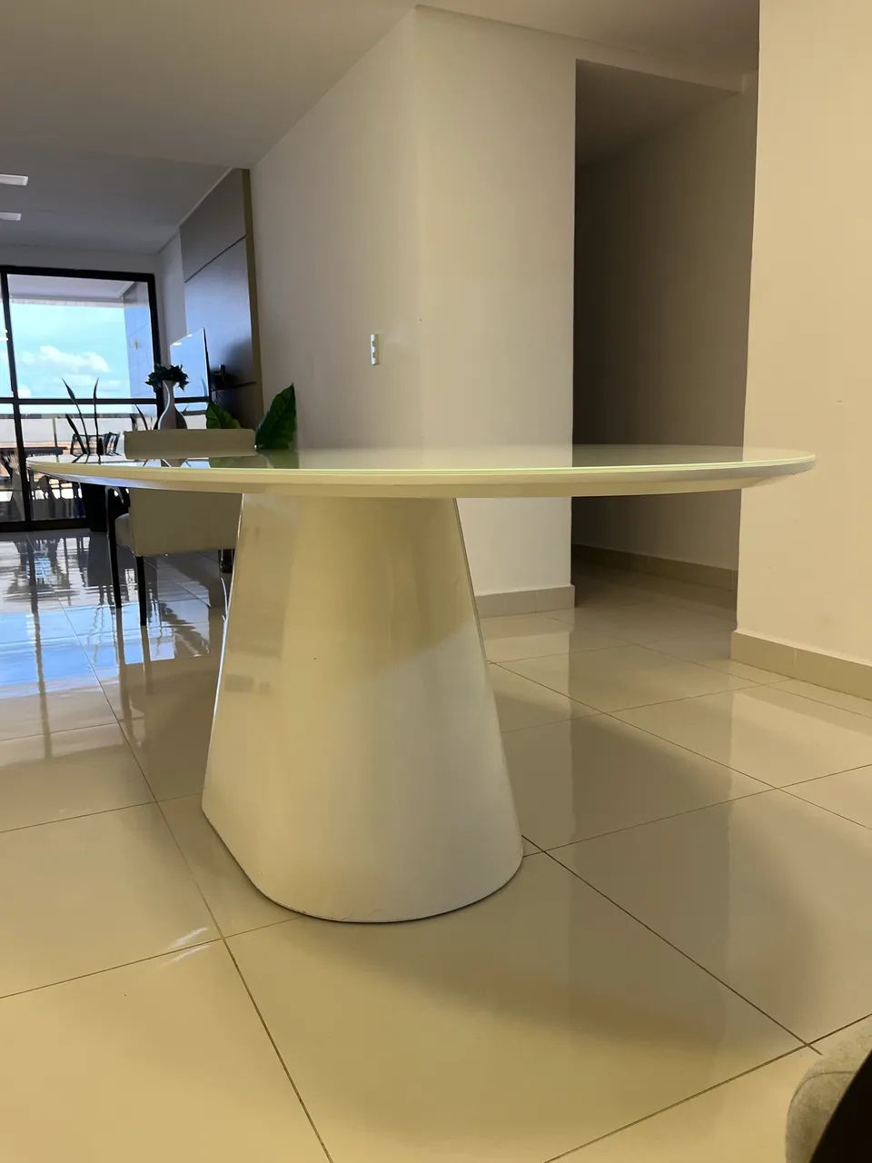 Mesa de jantar laqueada com vidro - Foto 3