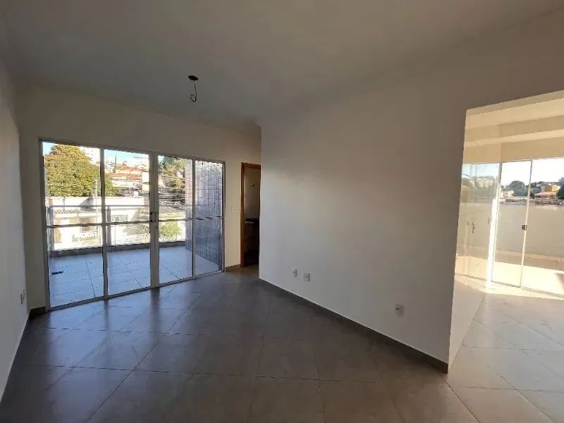 Apartamento com Área Externa, 02 Quartos, Santa Mônica, BH. - Foto 5