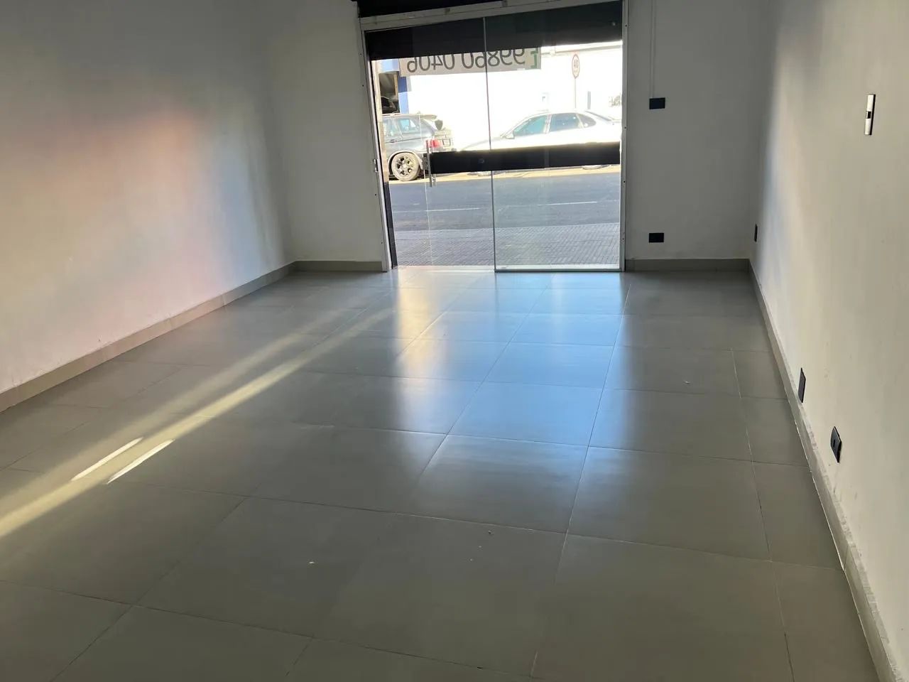 Sala Comercial/Avenida Montreal  - Foto 2