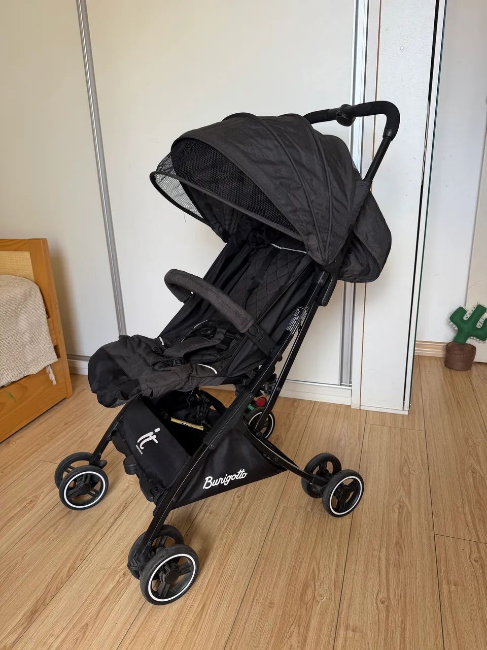 Carrinho de bebê dobrável Burigotto IT  - Foto 4