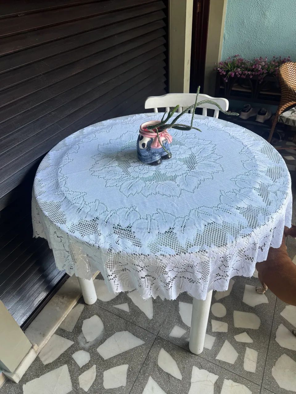 MESA COM 4 CADEIRAS MADEIRA DE GRAVTÁ  - Foto 3