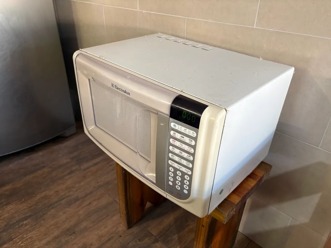 Microondas Electrolux 31 litros