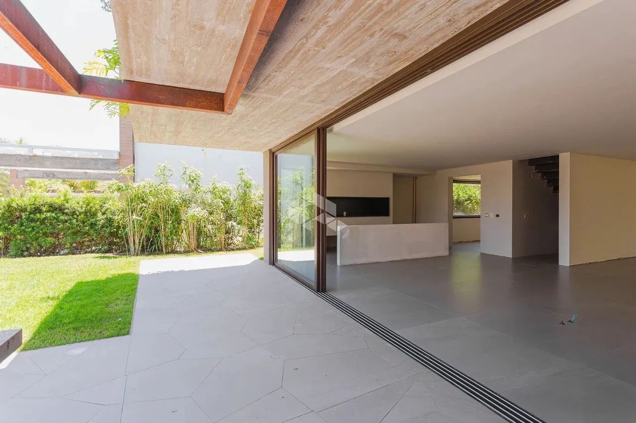 Casa para comprar no condomíno Ponta da Figueira com 5 suítes - Foto 8