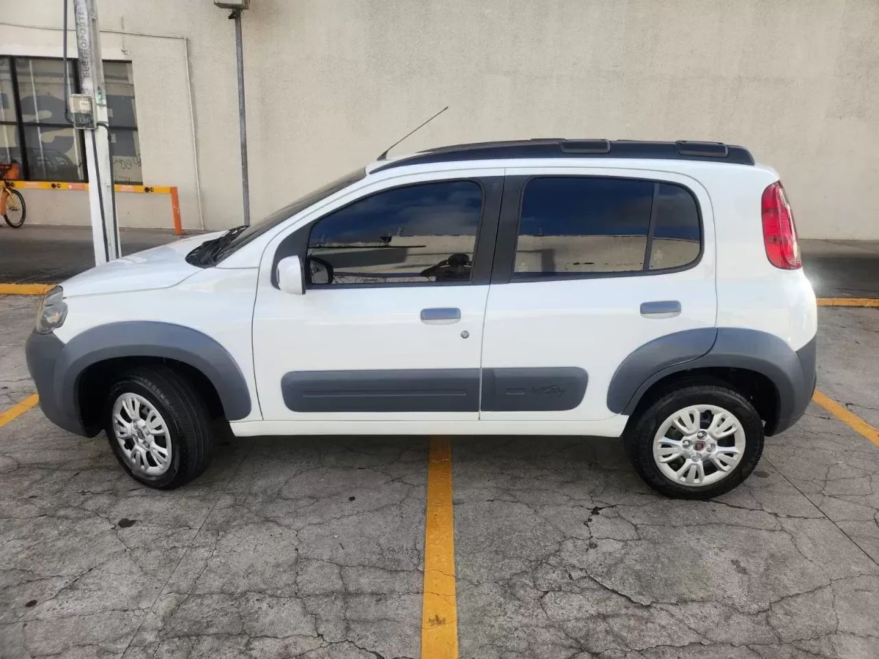 Fiat Uno WAY 1.0 EVO Fire Flex 8V 5P 2014 - Foto 2