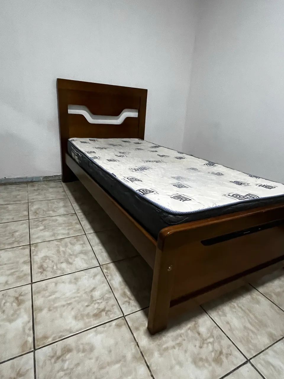Cama de Madeira Maciça | Estrutura Resistente - Foto 3