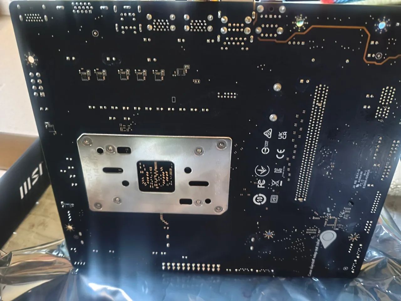 Placa Mãe MSI A620M-E Pro AM5 DDR5 NVMe - Com Caixa Espelho Cabo - Foto 4
