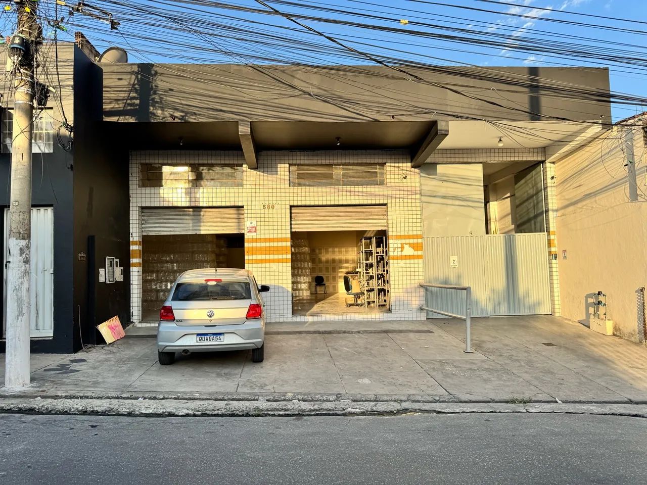 Loja comercial na Rua Bom Pastor, São Benedito