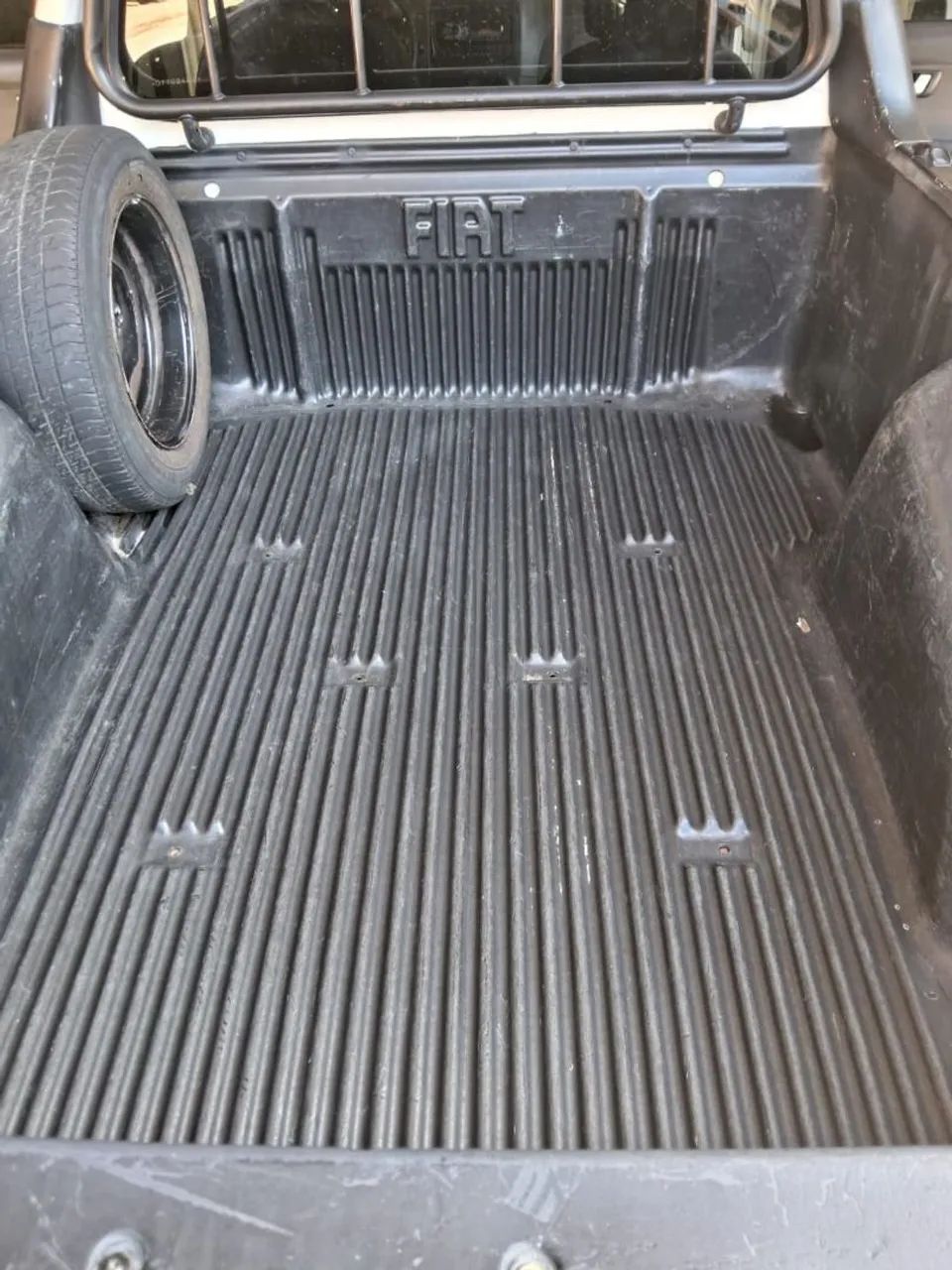 Fiat Strada Working 1.4 MPI Fire Flex 8V CS 2013 - Foto 5