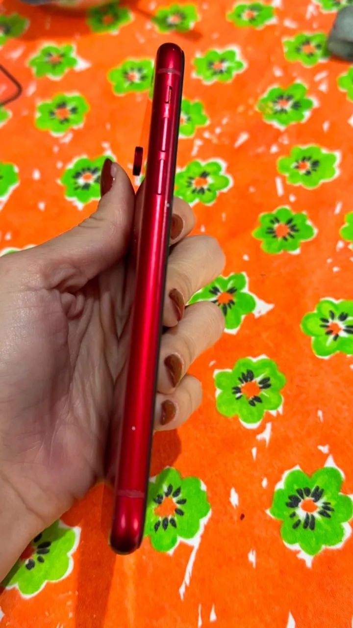 iPhone XR Vermelho (Product RED) - 128GB - Foto 4
