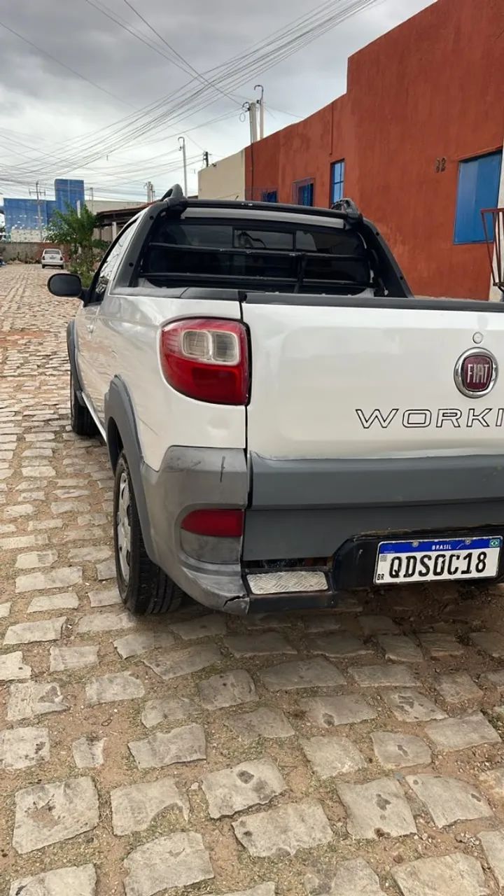 Fiat Strada Working Hard 1.4 Fire Flex 8V CS 2017 - Foto 2
