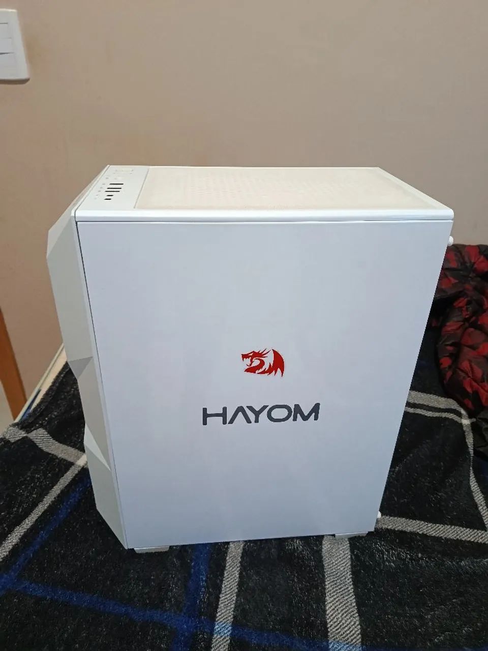 Gabinete gamer branco com 3 FANS  - Foto 4