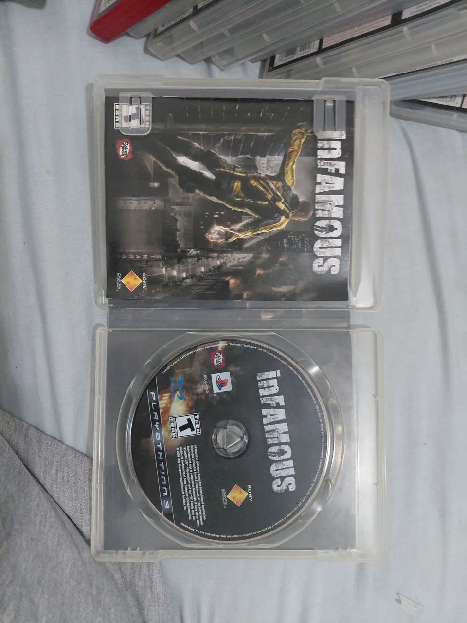 inFAMOUS - PS3 - Foto 3