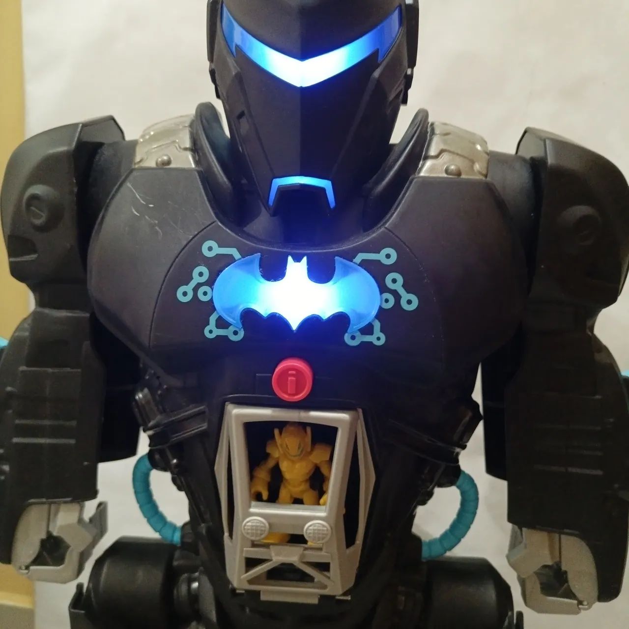 Bat tech robô Imaginext  - Foto 2