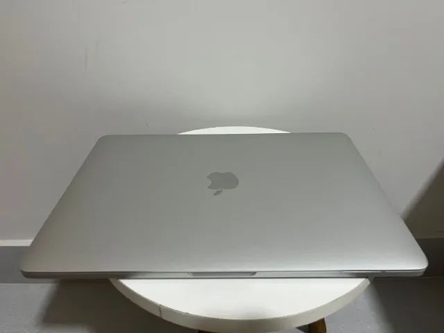 MacBook Pro 13 2017 | Touch Bar | i5 3.1GHz | 8GB RAM | 256GB SSD