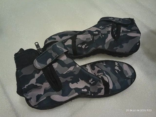 Bota Multiuso Resistente a Água - Foto 3
