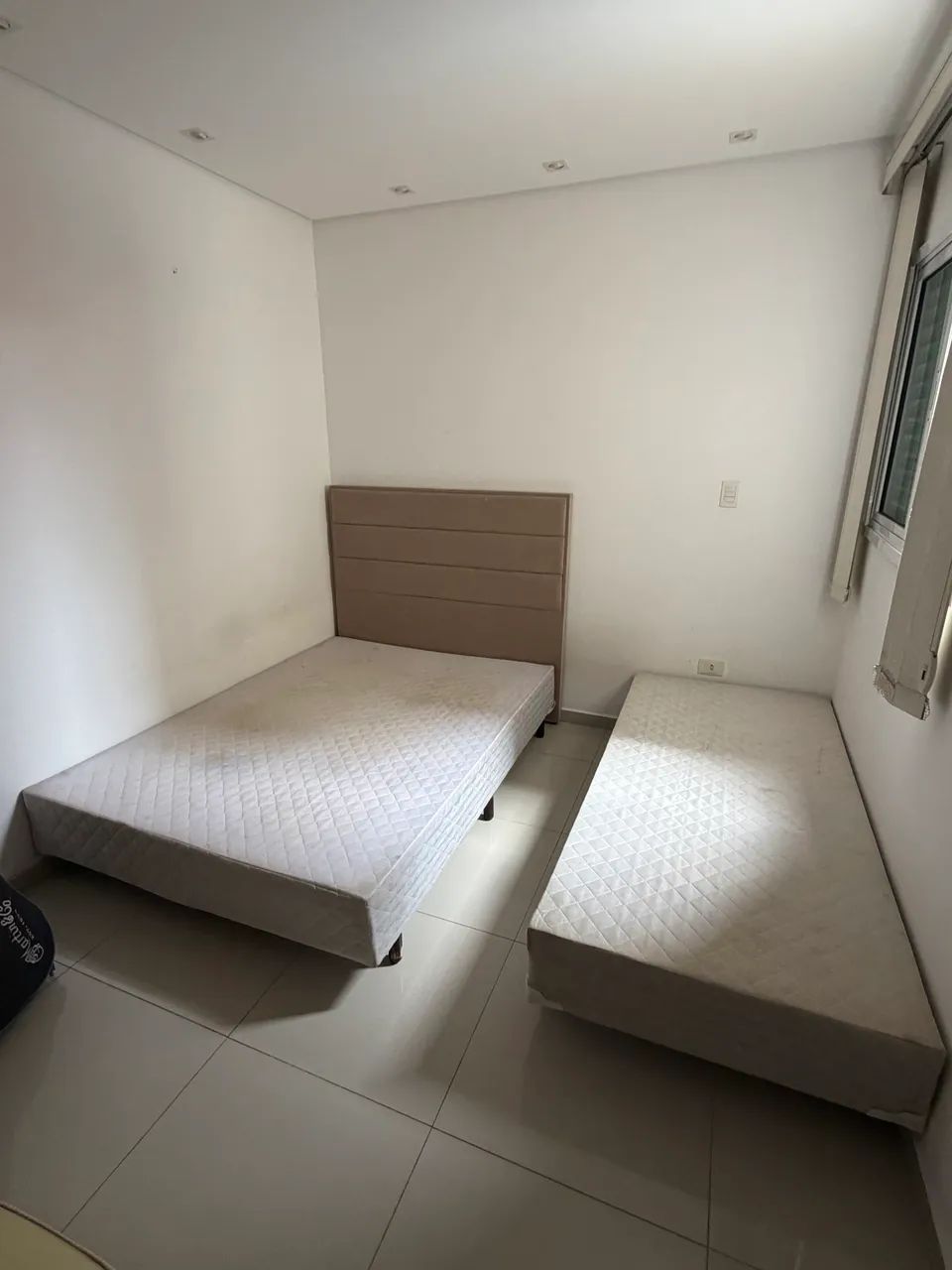 Cama box de casal e cama box de solteiro