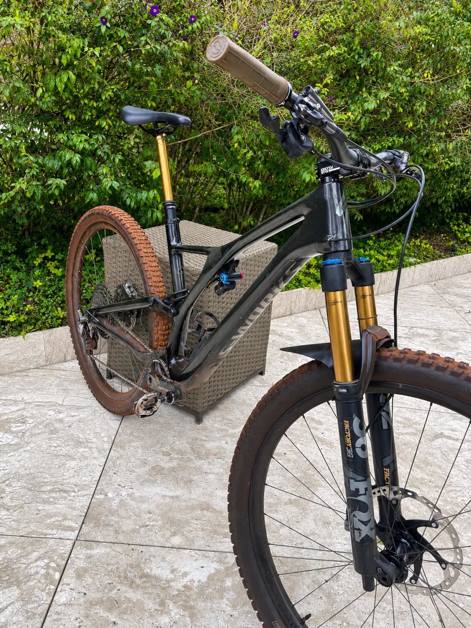 Specialized S-Works Stumpjumper 29 Carbon XTR / Fox Factory - 2020 tamanho L - Foto 2