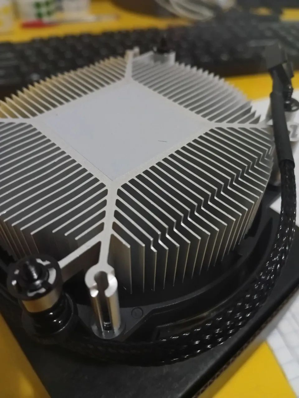 Cooler AMD Silent Stealth AM4 4Pinos - Foto 3