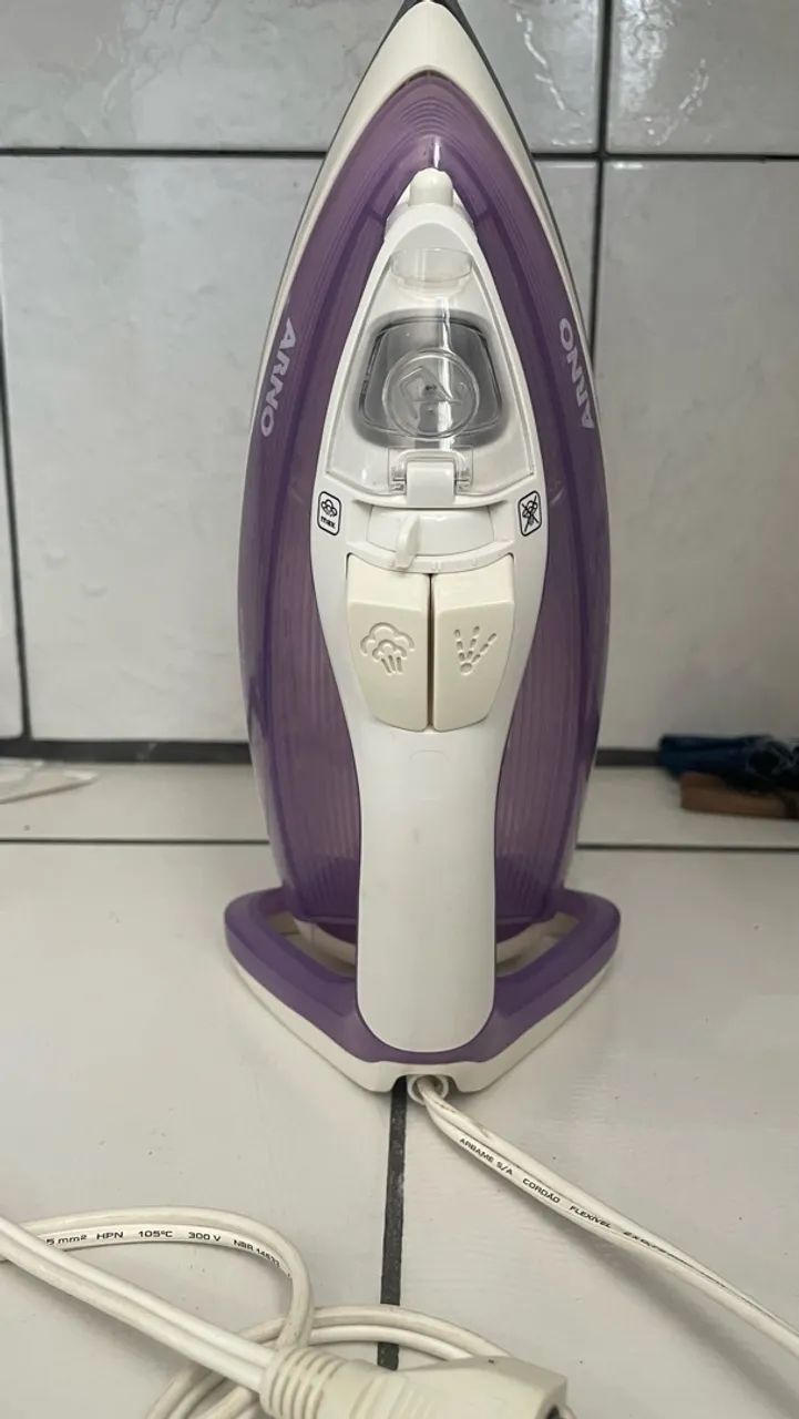 Ferro de passar black Decker a vapor  - Foto 4