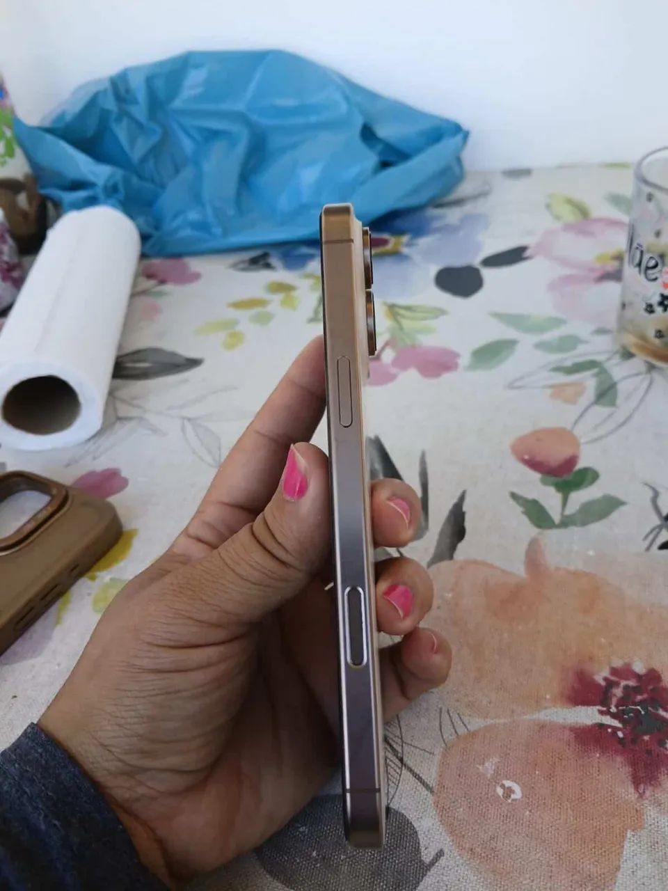 iPhone 16 Pro Max - Foto 3
