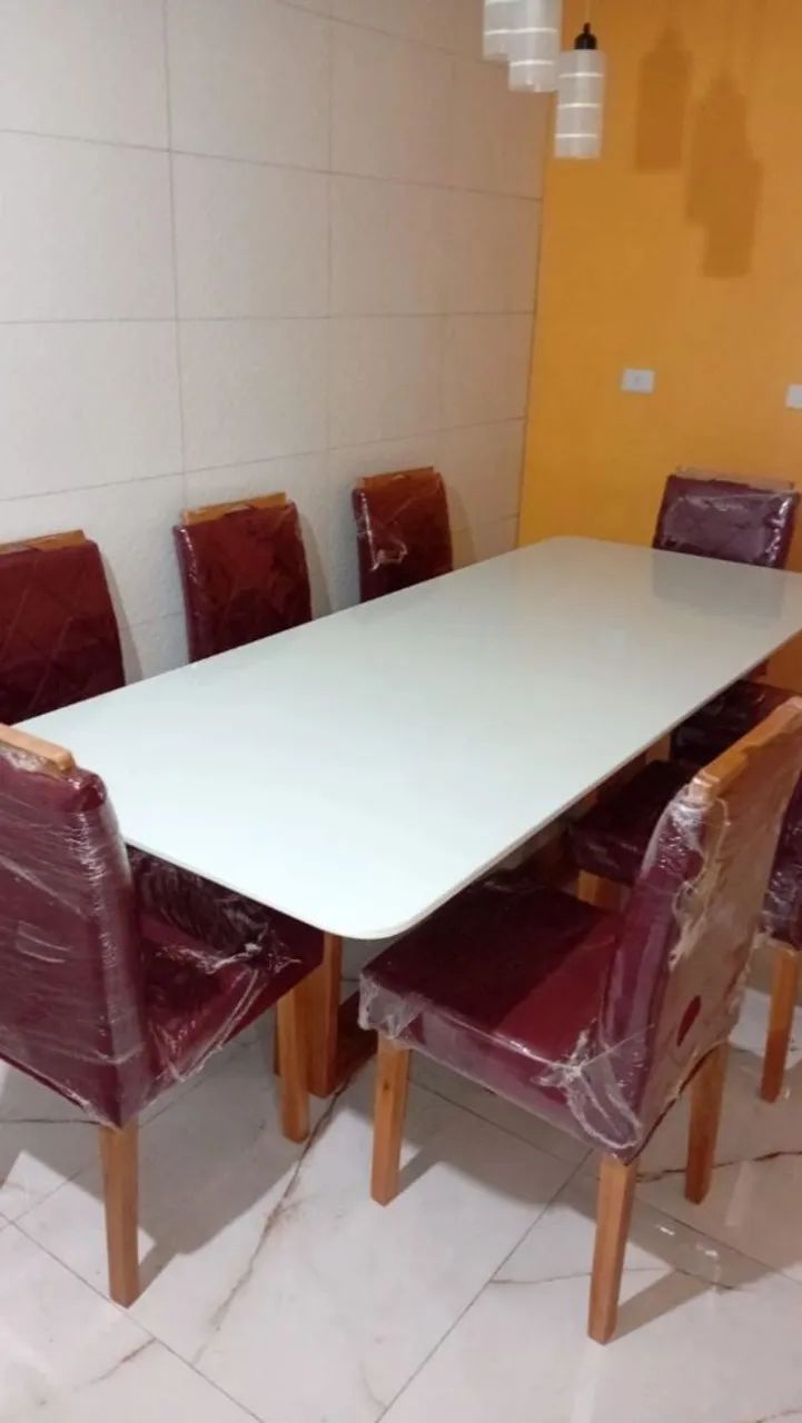 Vende-se Conjunto de mesa e sofa  - Foto 5