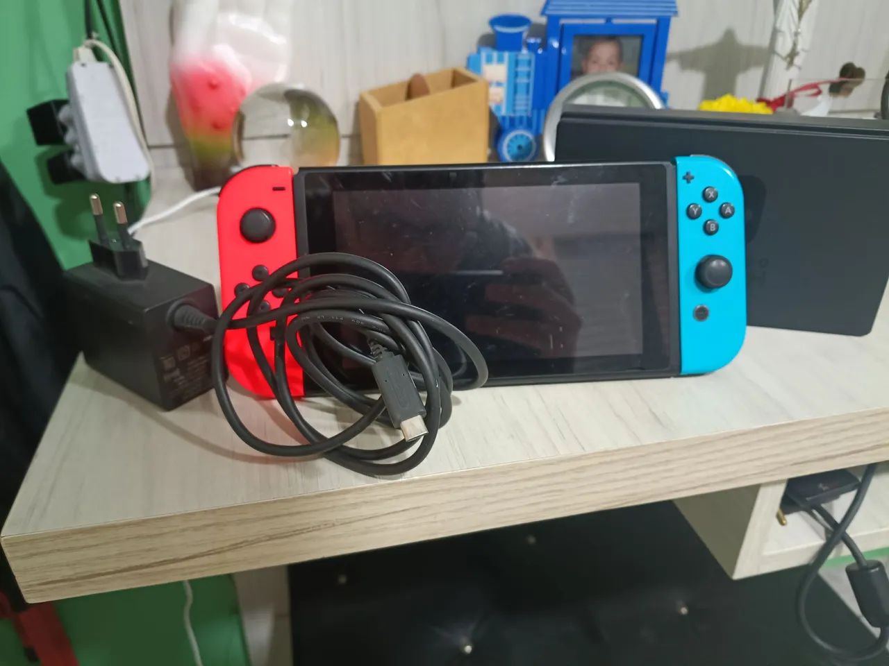 Nintendo Switch V2 + Base e cabos - Foto 3