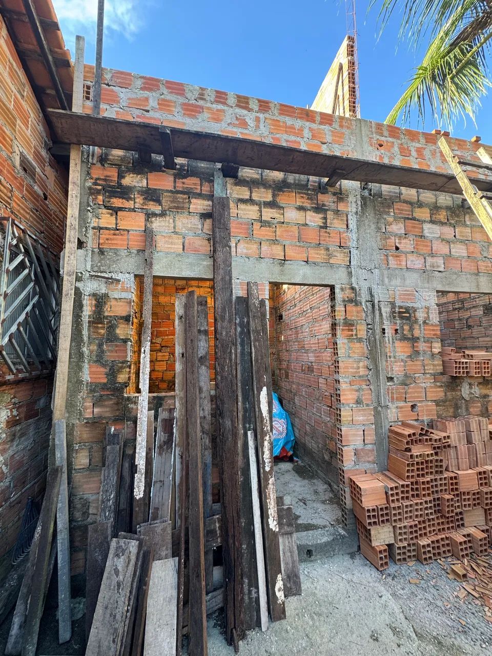 Vendo terreno com construção  - Foto 2