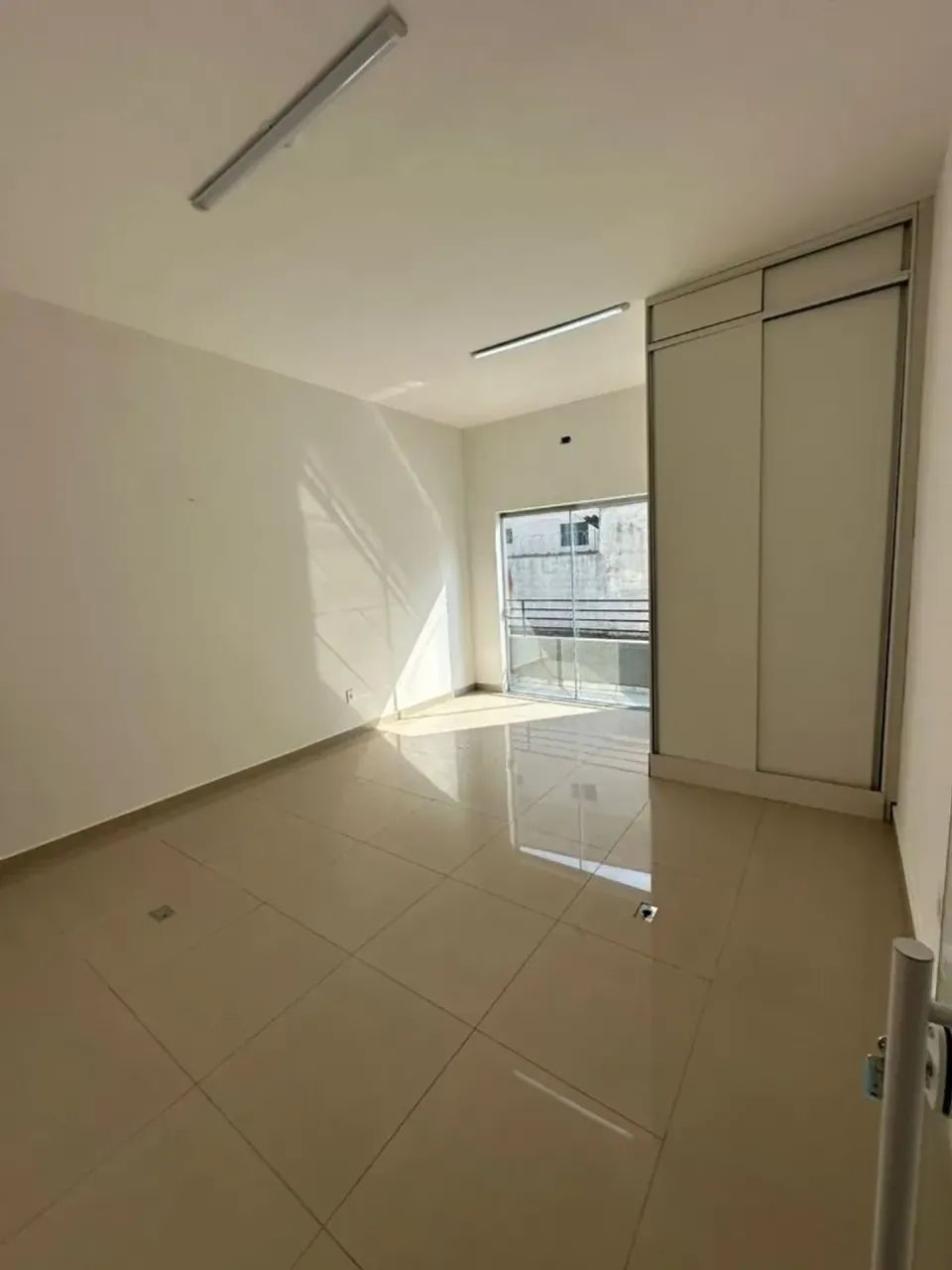 Escritório para aluguel e venda possui 34 metros quadrados com 1 quarto - Foto 3