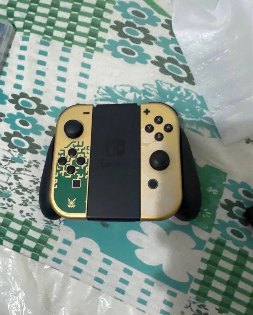 Nintendo Switch Oled - edição limitada Zelda - Foto 3