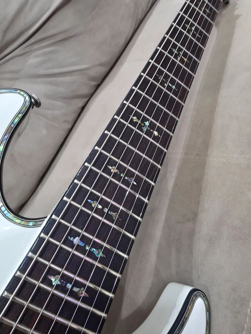 Schecter Hellraiser C7 Fr branca - Foto 5