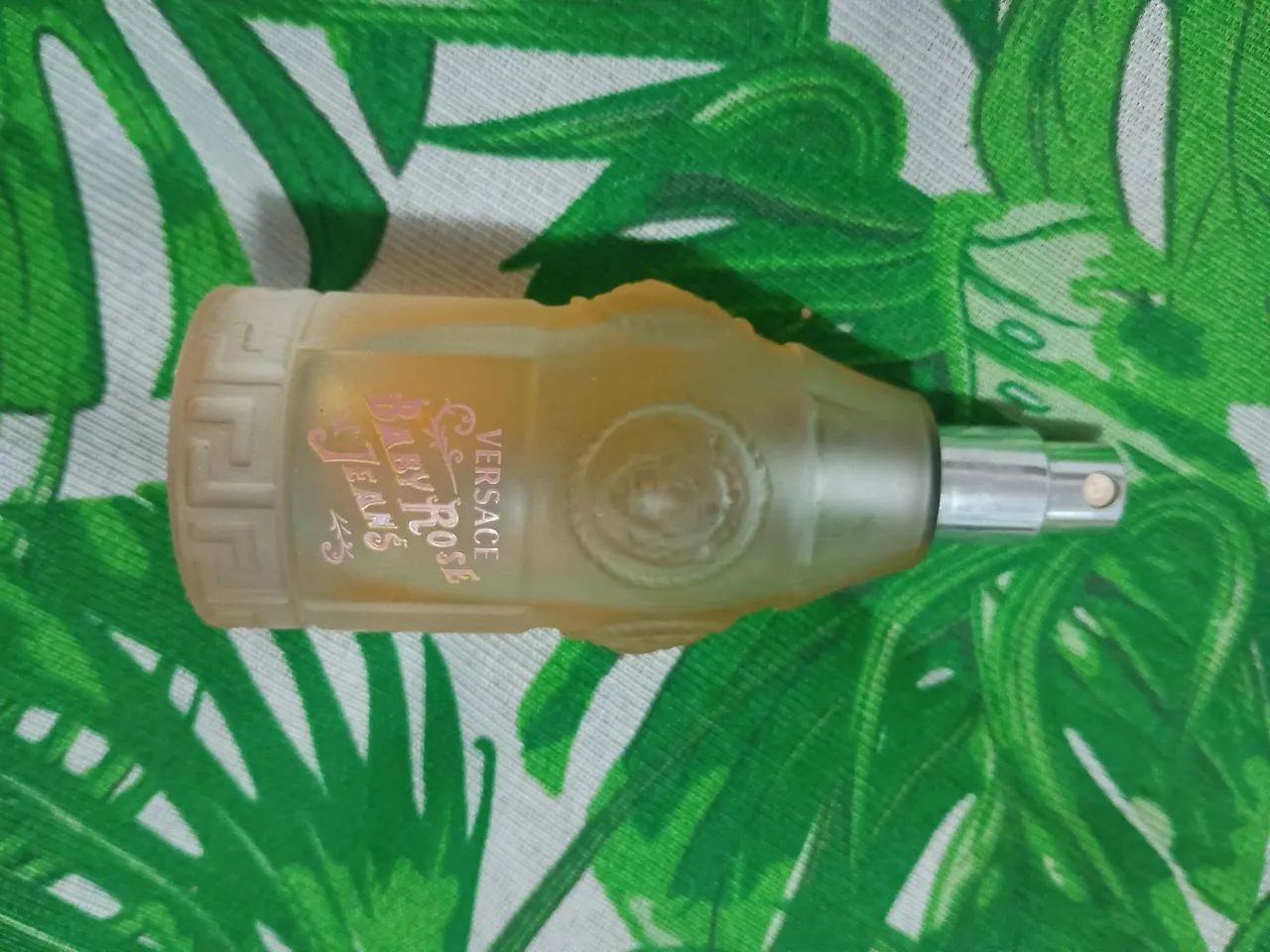 Perfume Versace Baby Rose Jeans! Importado original! - Foto 4