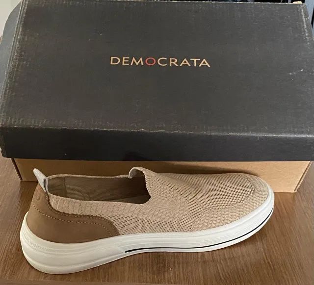 Sapatenis Democrata Clay Bege