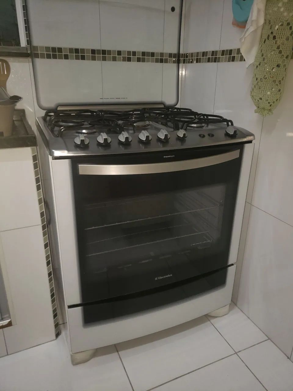 Fogão Eletrolux 5 Bocas com timer e Grill