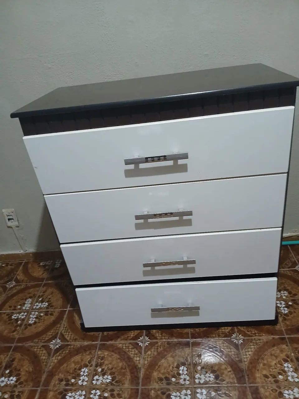 Cômoda seme nova - Foto 2