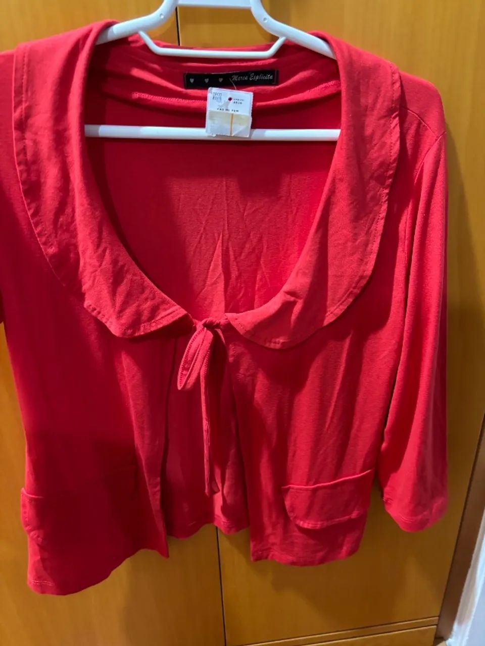 Casaquinho vermelho de malha 