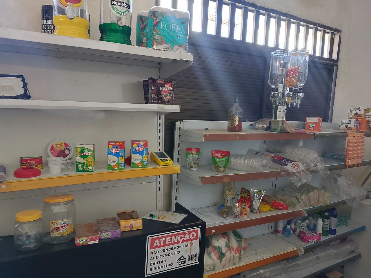 Freezer, expositor vertical, prateleiras e cavalete - Foto 2