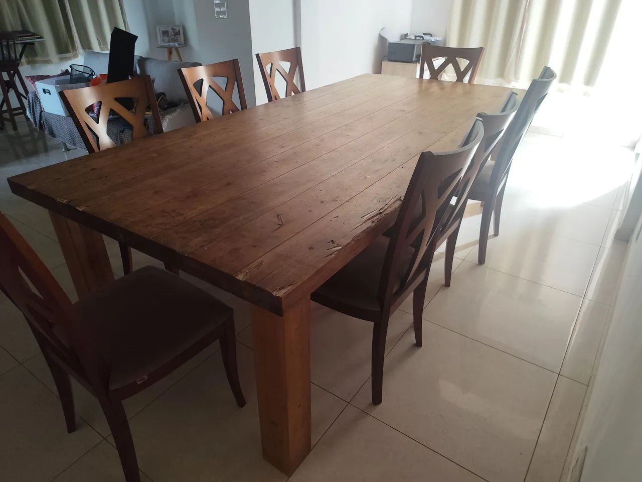 Mesa em madeira maciça Sierra com 8 cadeiras - Foto 5