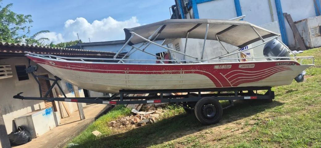 VENDO LANCHA 25.000 MIL